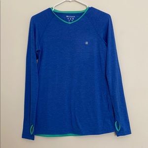 Women’s Champion blue and teal work out top size M
